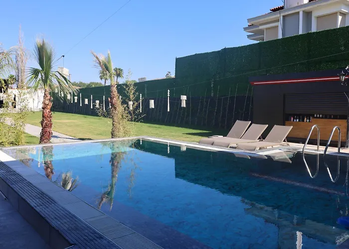 Hotel Lamoza Narlidere